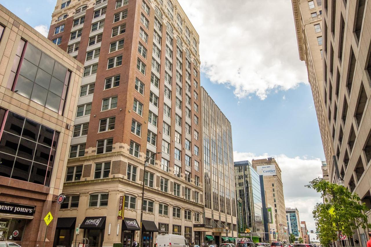 Frontdesk Penn Street Tower Apts Downtown Indy Apartment อินเดียนาโพลิส ภายนอก รูปภาพ